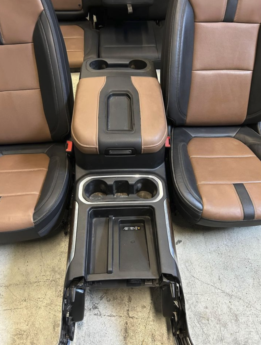 2019-2024 Chevy Silverado 1500/2500/3500 High Country Brown Leather Seats and Centre Console Set for Sale - Image 2