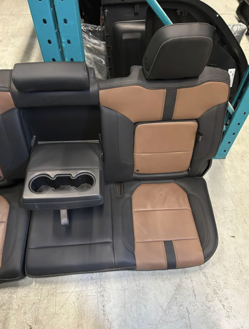 2019-2024 Chevy Silverado 1500/2500/3500 High Country Brown Leather Seats and Centre Console Set for Sale - Image 6