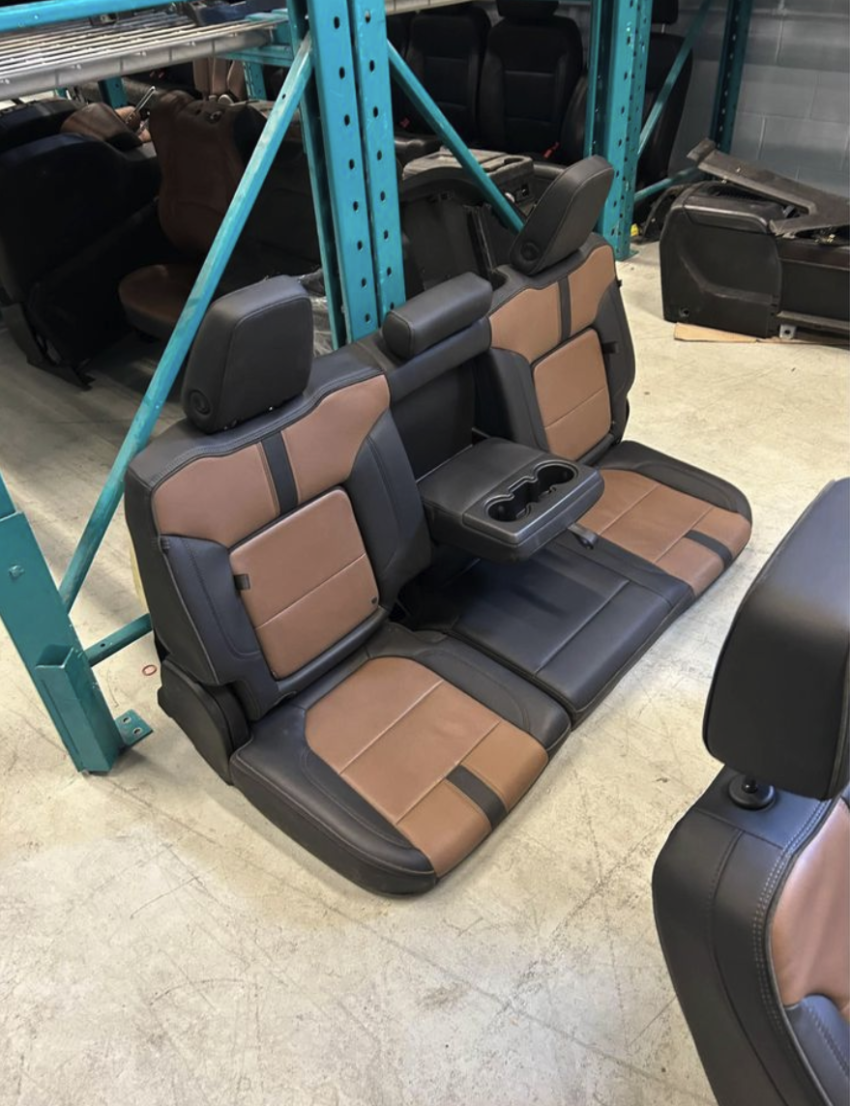 2019-2024 Chevy Silverado 1500/2500/3500 High Country Brown Leather Seats and Centre Console Set for Sale - Image 3