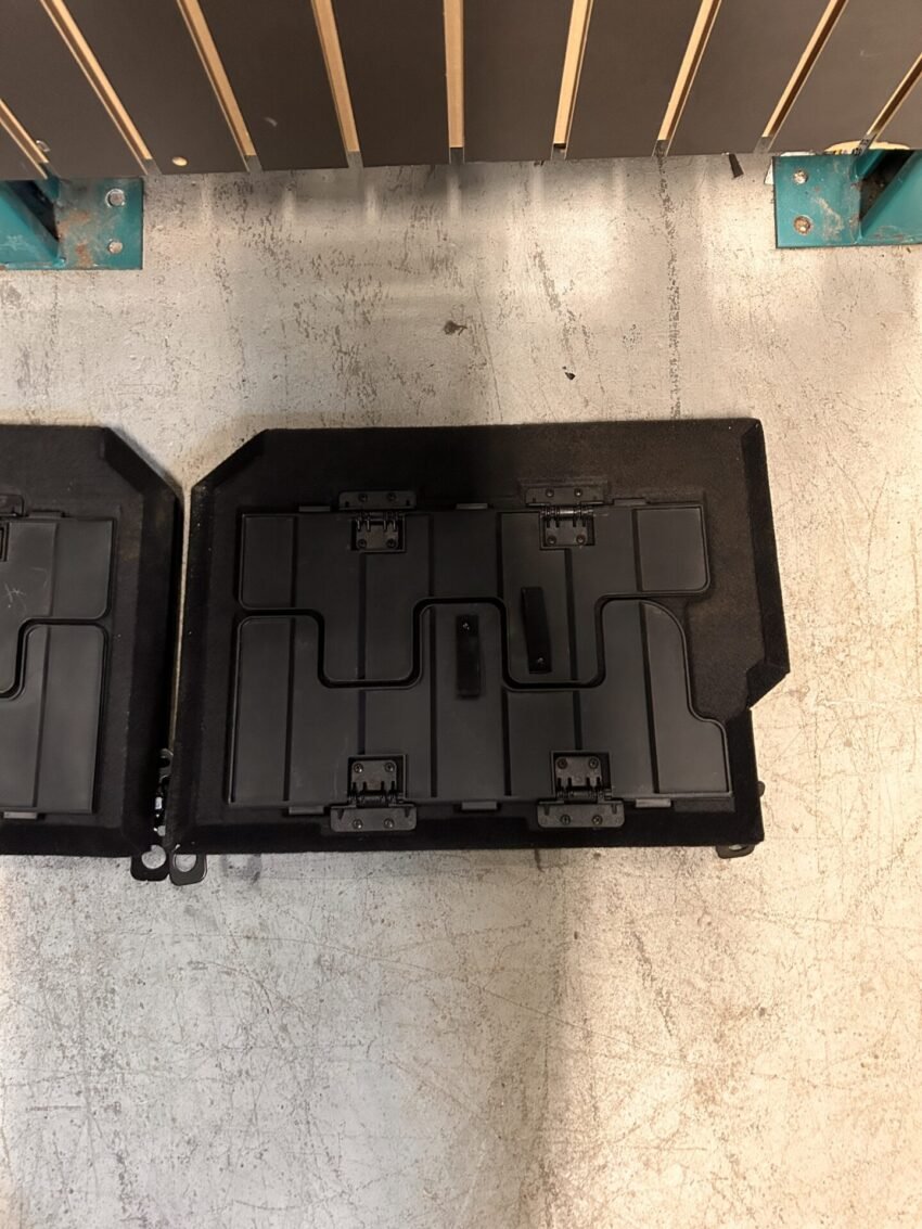 2013-2024 RAM 1500/2500/3500 Folding Load Floor Assembly Left and Right Side - Image 3