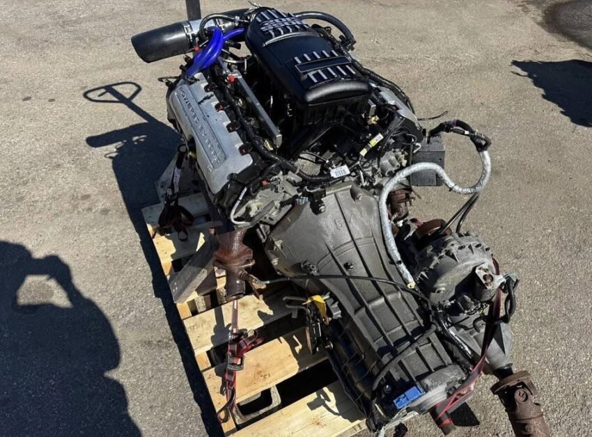 Used 2014 Ford F-150 5.0L Coyote Engine with 6R80 Transmission and 4WD Transfer Case for Sale - Image 2