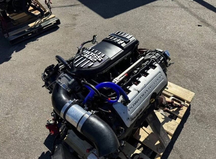 Used 2014 Ford F-150 5.0L Coyote Engine with 6R80 Transmission and 4WD Transfer Case for Sale - Image 4