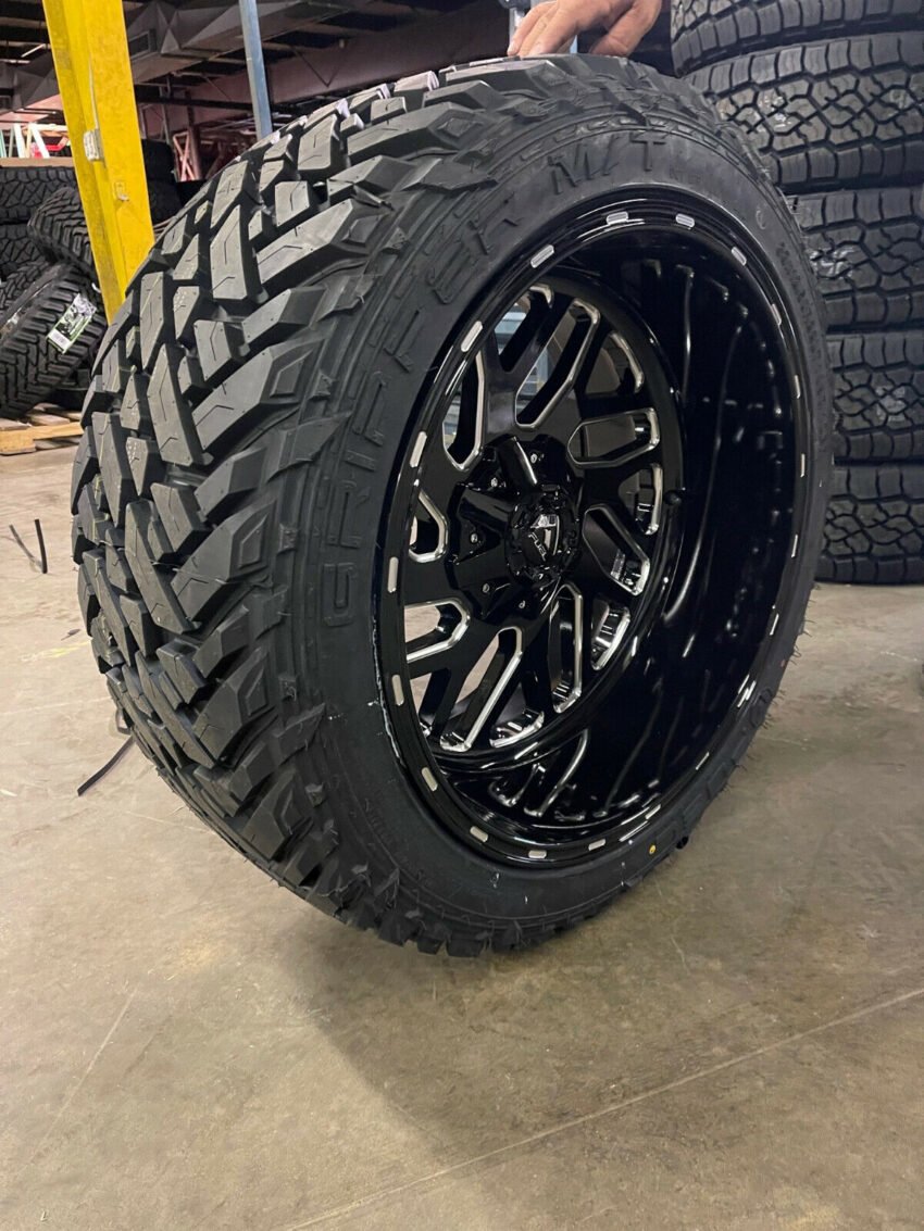 22x12 Fuel D581 Triton Black Wheels Rim 35" MT Tires 6x5.5 GMC Sierra 1500 Yukon