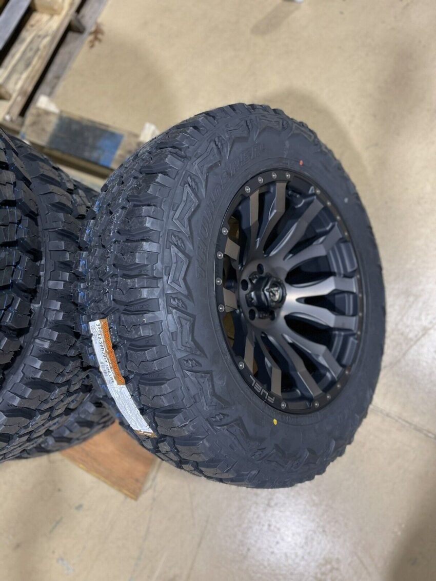 4 20x10 Fuel D674 Blitz Black Wheels Rims 35" MT Tires 5X5 Jeep Wrangler JK JL - Image 3