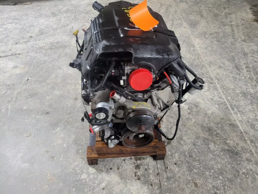 2007-2008 Cadillac Escalade 6.2L Engine - Image 2