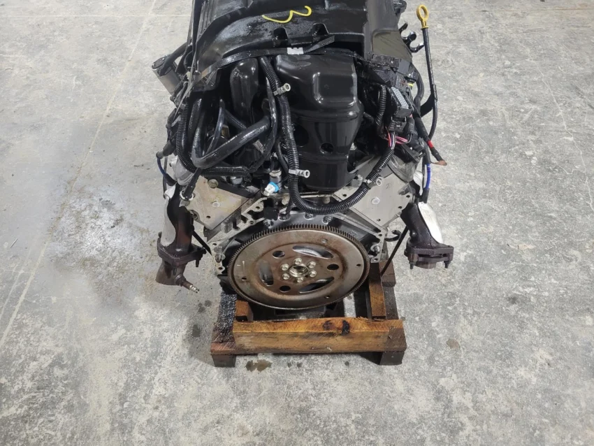 2007-2008 Cadillac Escalade 6.2L Engine - Image 3