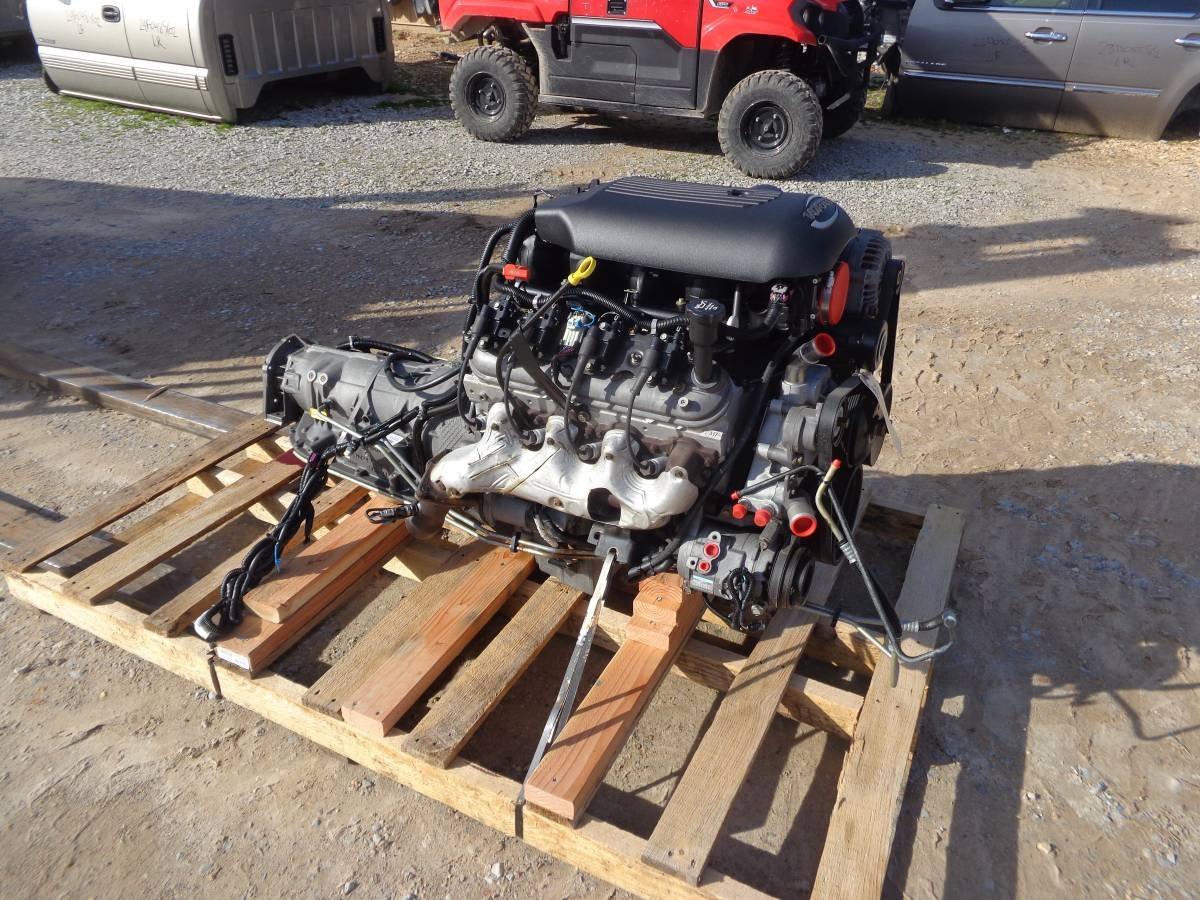 2003 Chevy 6.0 LQ4 Vortec Engine with 4L80E Trans and Wiring - LS Swap Dropout - 41K Miles - Image 7