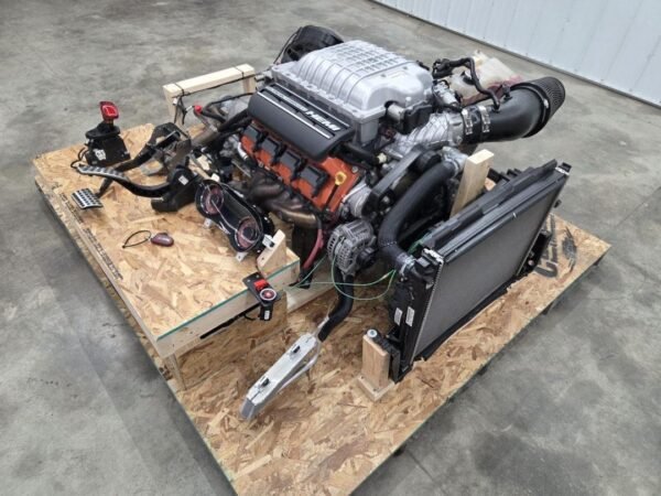 6.2L Supercharged Hellcat Engine Package - 707HP, 650 FT-LBS Torque